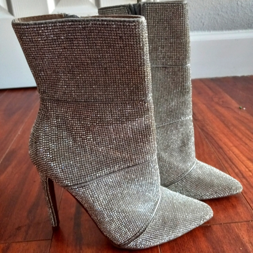 Steve madden rhinestone covered stiletto boots 5.5